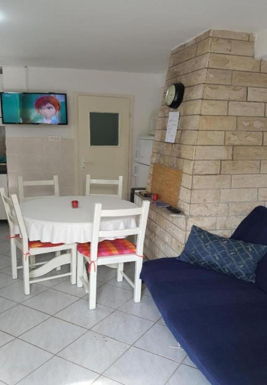 Apartments Dobri - 500M From Beach Nin Exterior foto